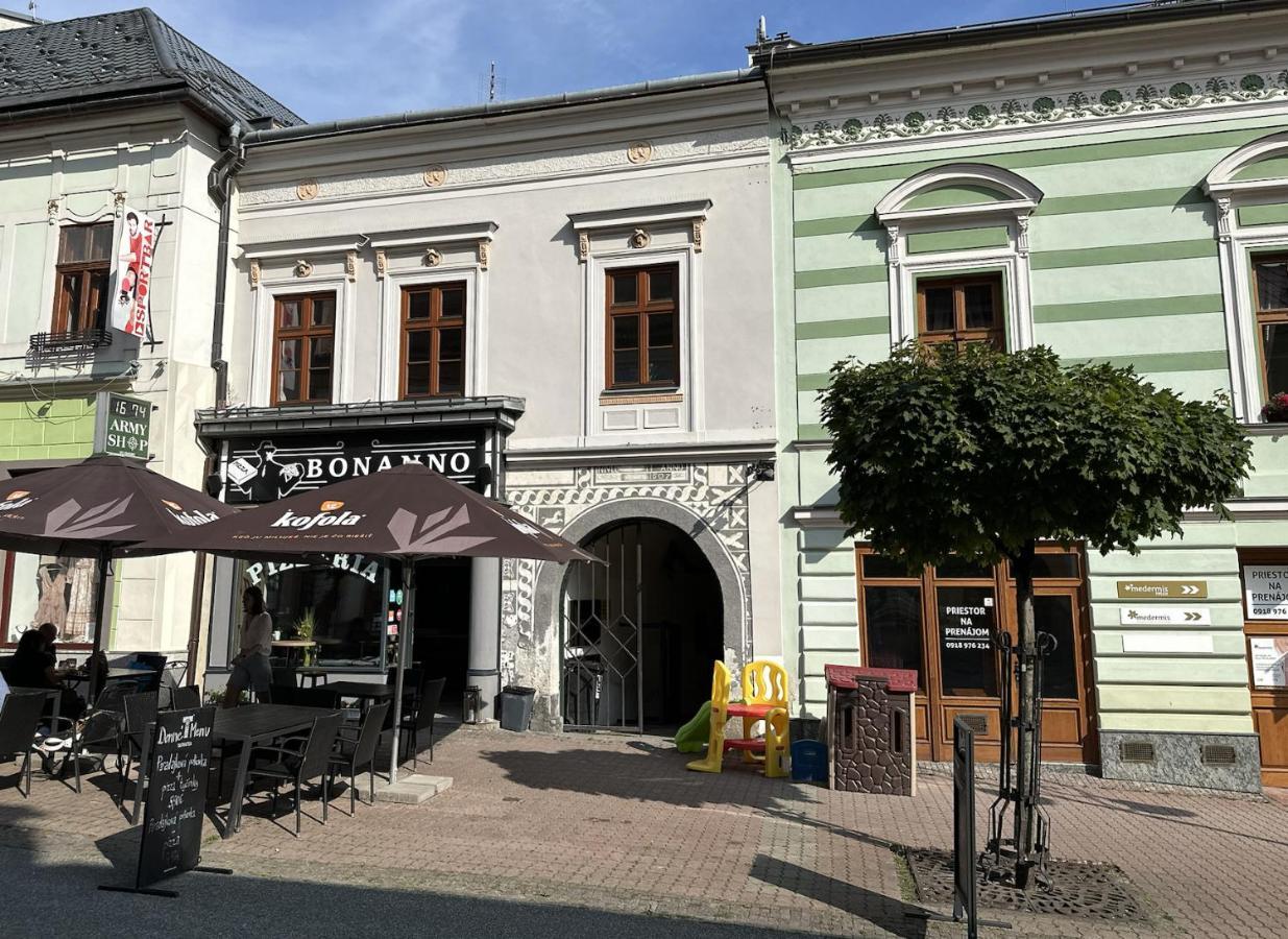 Old Town Apt. A/C And Parking Banská Bystrica Buitenkant foto